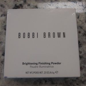 Bobbi Brown Brightening Finishing Powder